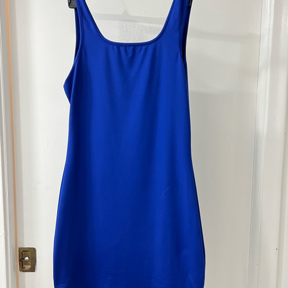 Clingy sexy blue dress size M   Medium. Mid thigh nwot